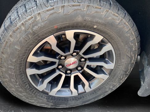 Used 2021 GMC Sierra 1500 AT4 AWD/4WD image 32