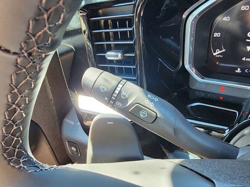 New 2026 GMC Sierra 1500 SLT w/ SLT Premium Plus Package AWD/4WD image 23