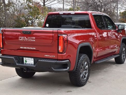 Used 2025 GMC Sierra 1500 AT4X image 8