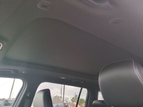 New 2026 Jeep Grand Cherokee L Limited w/ Luxury Tech Group II image 16