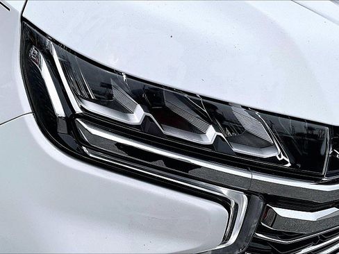 Used 2021 Chevrolet Tahoe LT image 28