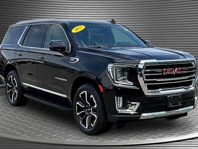 Used 2023 GMC Yukon SLT w/ SLT Premium Package