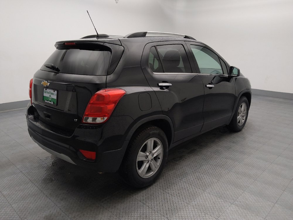 Used 2020 Chevrolet Trax LT w/ LT Convenience Package FWD image 10