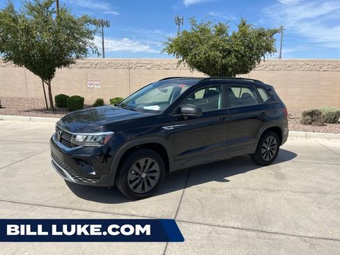 Used 2024 Volkswagen Taos S FWD image 1