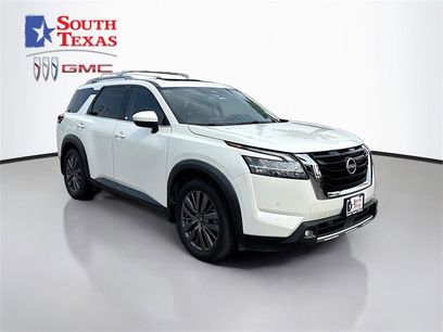 Used 2022 Nissan Pathfinder SL w/ SL Premium Package
