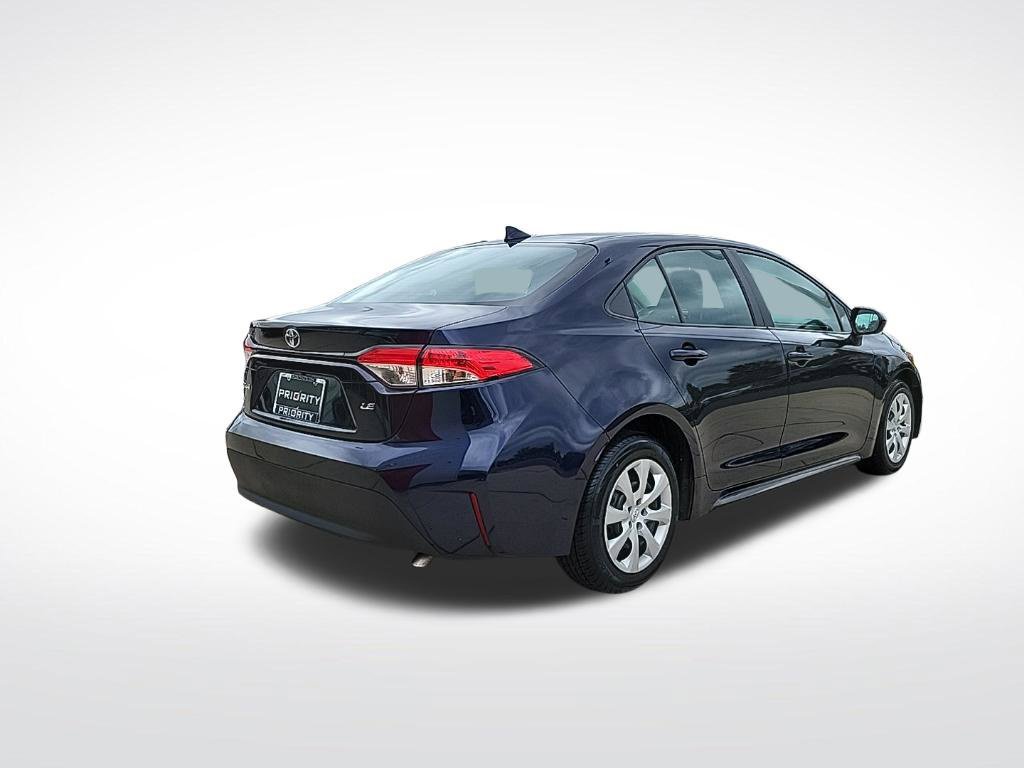 Used 2024 Toyota Corolla LE FWD image 4