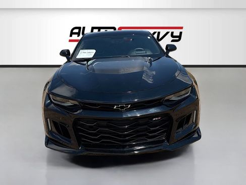 Used 2021 Chevrolet Camaro ZL1 RWD image 2