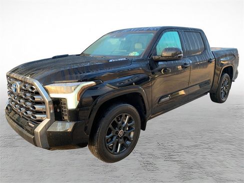 Used 2024 Toyota Tundra Platinum AWD/4WD image 6