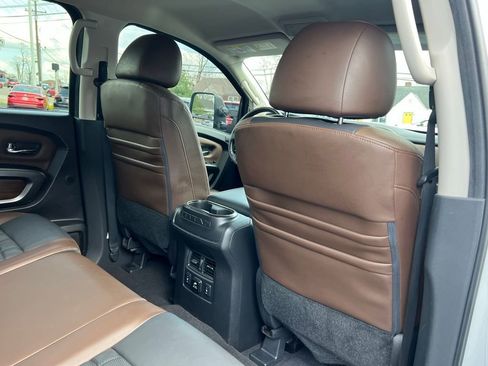 Used 2016 Nissan Titan Platinum Reserve image 29