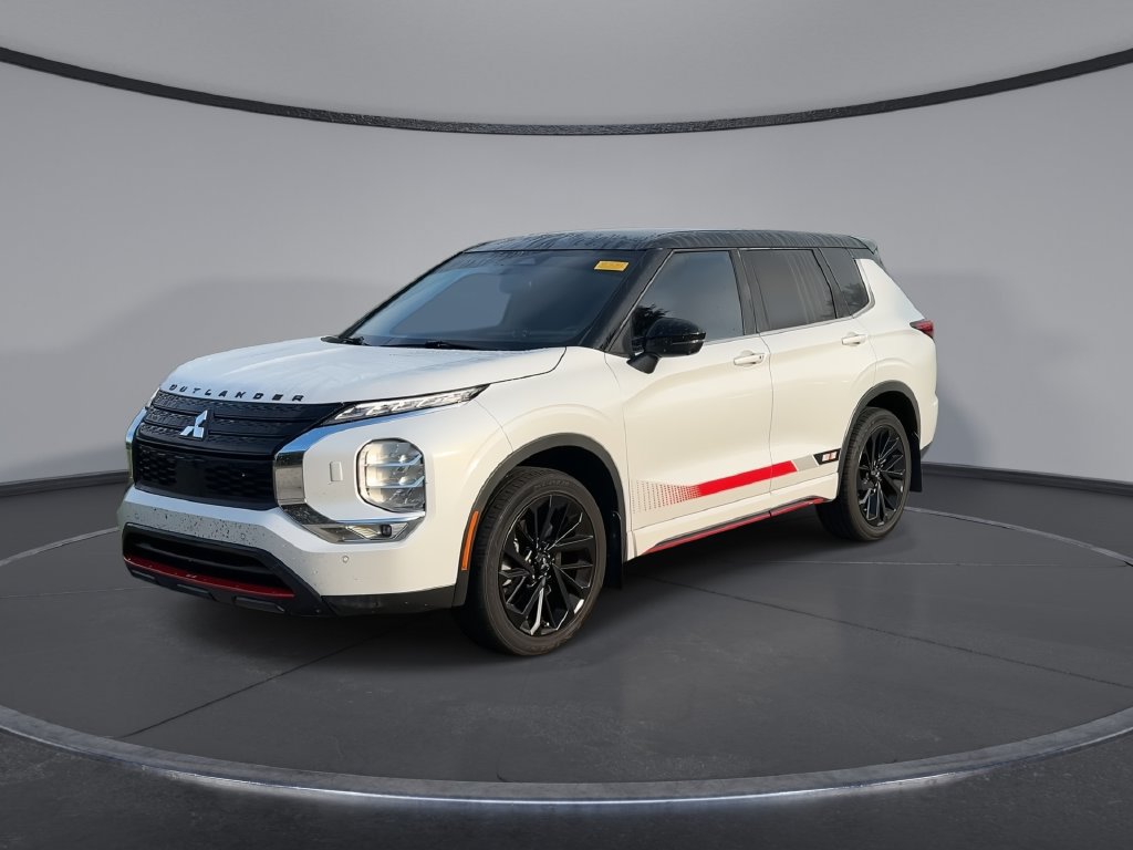 Used 2023 Mitsubishi Outlander SE AWD/4WD image 4