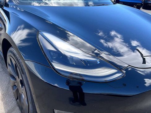 Used 2022 Tesla Model 3 Long Range AWD/4WD image 28