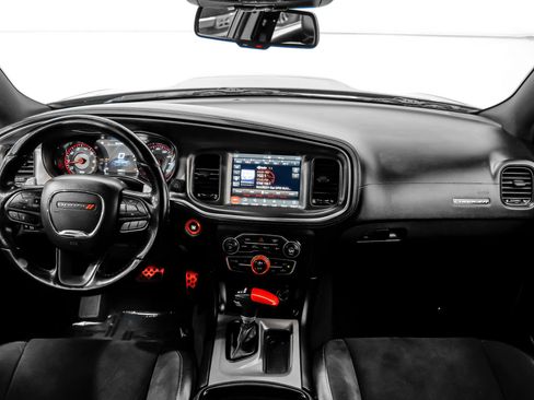 Used 2020 Dodge Charger R/T w/ Plus Group RWD image 21