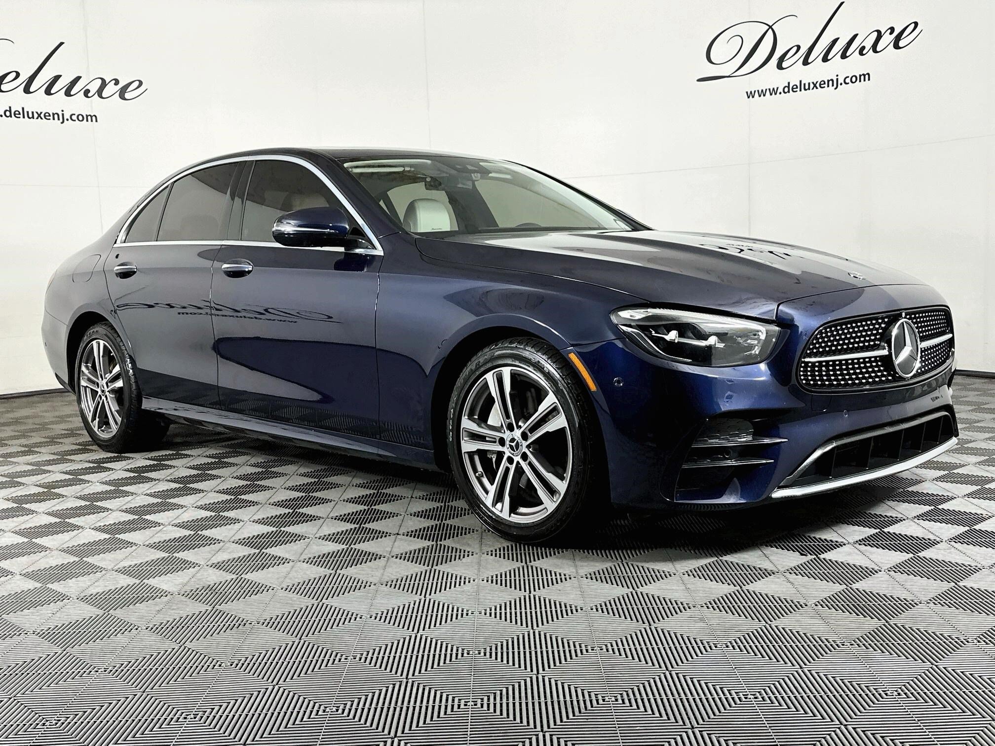 Used 2021 Mercedes-Benz E 350 4MATIC Sedan image 1
