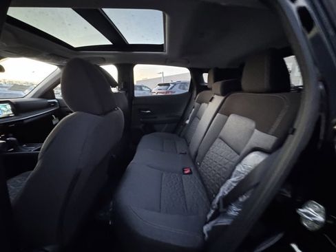 New 2026 Nissan Kicks SV w/ SV Premium Package image 10