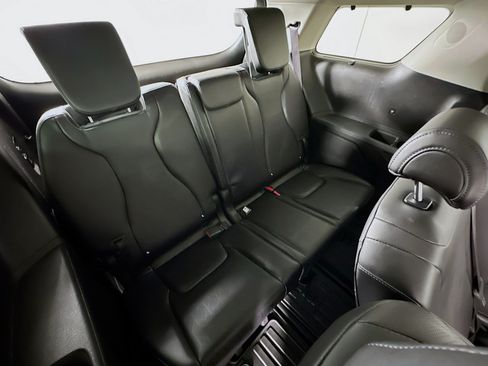 Used 2025 Kia Carnival SX w/ SX Dark Edition Package FWD image 31