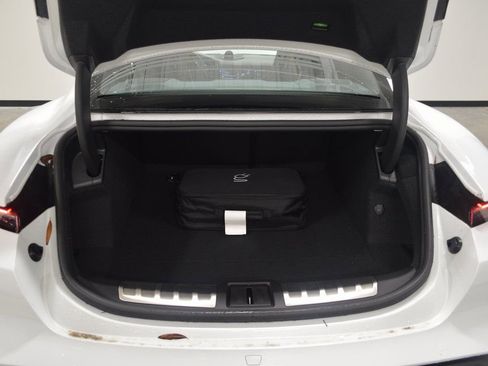 New 2025 Porsche Taycan 4S AWD/4WD image 40