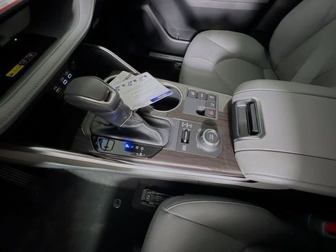 New 2026 Toyota Highlander Limited AWD/4WD image 26