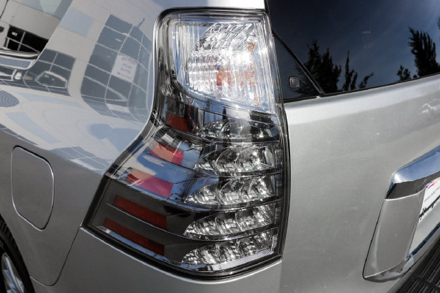 Used 2016 Lexus GX 460 w/ Premium Package AWD/4WD image 22