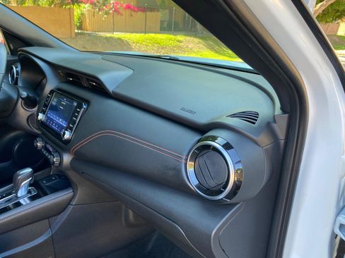 Used 2021 Nissan Kicks SR FWD image 49