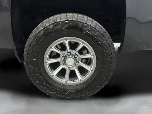 Used 2018 Chevrolet Silverado 1500 LT w/ All Star Edition RWD image 32