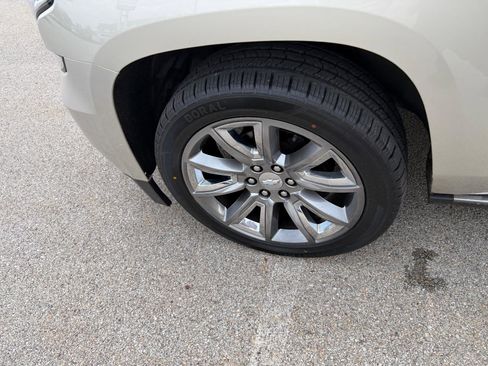 Certified 2017 Chevrolet Tahoe Premier AWD/4WD image 16