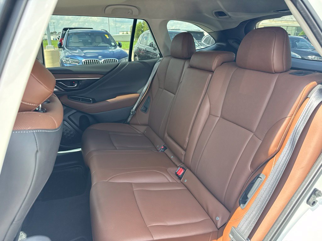 Used 2022 Subaru Outback Touring AWD/4WD image 22