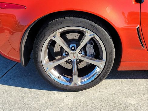 Used 2013 Chevrolet Corvette Grand Sport w/ 3LT Preferred Equipment Group image 5