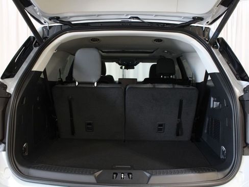 New 2026 Ford Explorer Active w/ Active Comfort Package AWD/4WD image 32