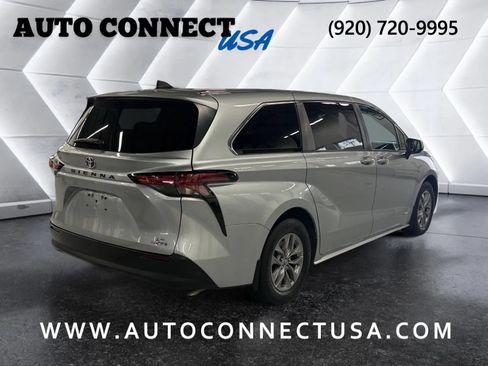 Used 2021 Toyota Sienna LE FWD image 8