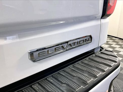 Used 2023 GMC Sierra 1500 Elevation RWD image 11