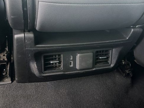 Used 2025 GMC Sierra 1500 SLT RWD image 27