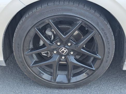 Used 2025 Honda Civic Sport image 13