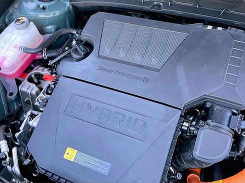 Used 2023 Kia Niro EX Touring image 34