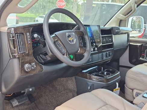 New 2026 Chevrolet Express 2500 Extended w/ Driver Convenience Package RWD image 10