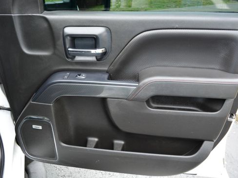 Used 2014 GMC Sierra 1500 SLT w/ All-Terrain Package AWD/4WD image 16