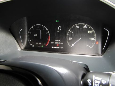 Certified 2023 Honda Pilot Touring image 4