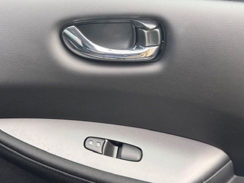 Used 2023 Nissan Leaf S FWD image 19