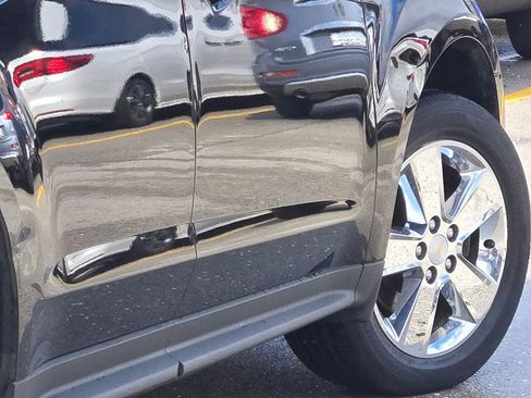 Used 2015 Chevrolet Equinox LT image 18