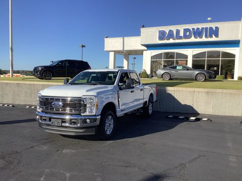 New 2026 Ford F250 XLT AWD/4WD image 3