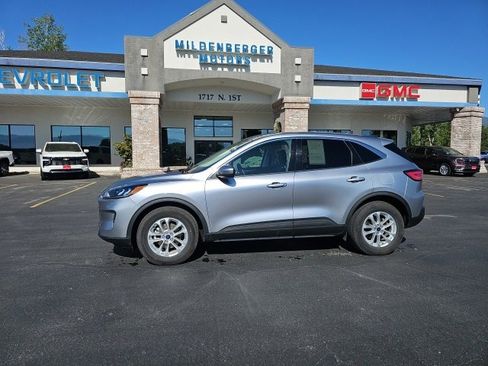 Used 2021 Ford Escape SE w/ Cold Weather Package image 42