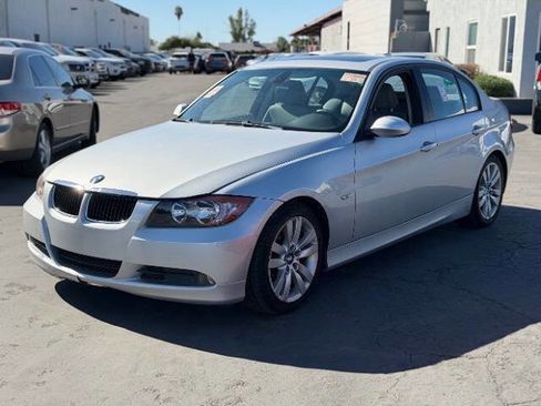 Used 2006 BMW 325i Sedan image 7