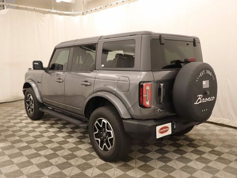 Used 2024 Ford Bronco Outer Banks AWD/4WD image 3