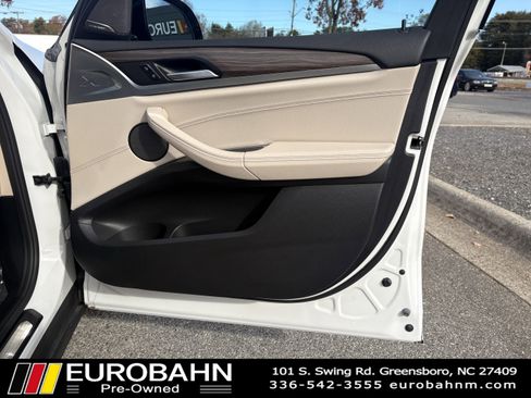 Used 2021 BMW X3 xDrive30e w/ Premium Package image 17