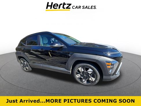 Used 2025 Hyundai Kona SEL image 1