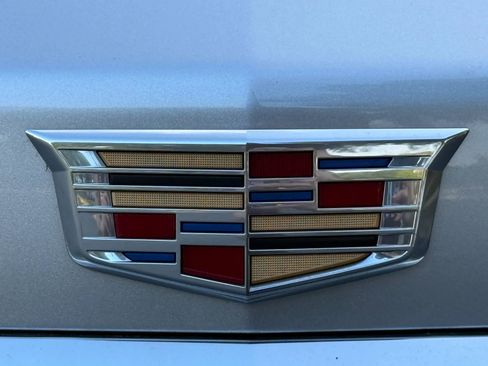 Used 2020 Cadillac XT5 Premium Luxury FWD image 22