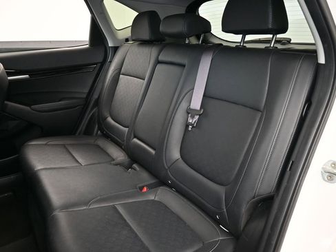 Used 2021 Kia Seltos EX image 32