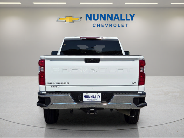 Used 2025 Chevrolet Silverado 2500 LT w/ Convenience Package AWD/4WD image 4