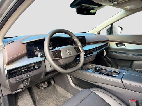 New 2026 Nissan Murano Platinum image 2