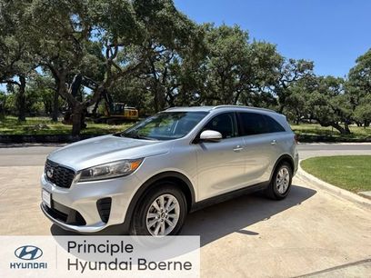 Used 2019 Kia Sorento FWD w/ LX Convenience Package