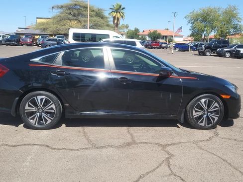 Used 2018 Honda Civic EX-T image 10